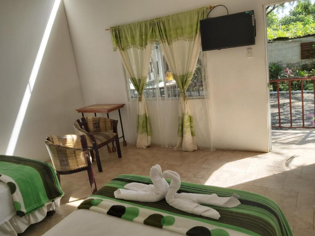 Hostal Gualingo Hotel Santa Rosa  ภายนอก รูปภาพ